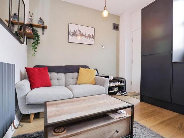 Apartment for rent in Milverton, Green Close