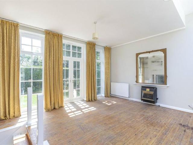 Apartment for rent in Whitehawk, Brighton & Hove