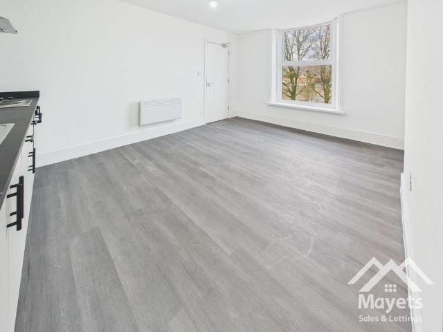 Apartment for rent in Queen's Park, Blackburn