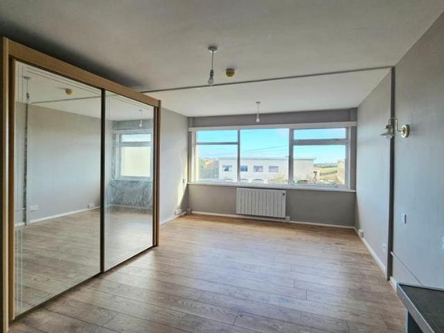 Apartment for rent in Strode, Devon