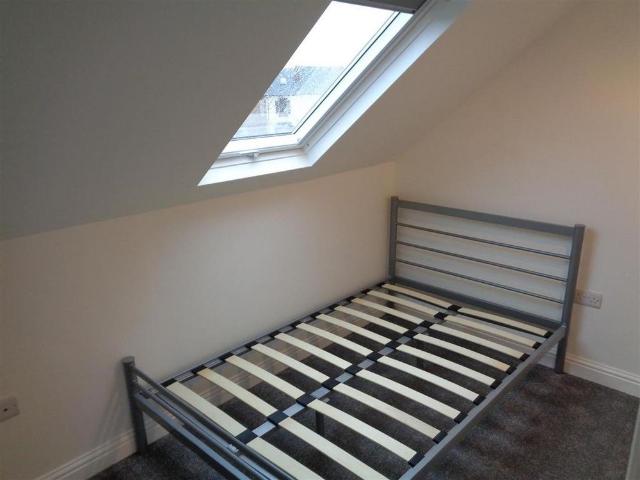 Apartment for rent in Woodseats, South Yorkshire