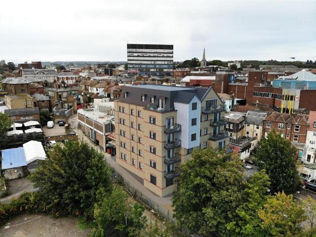 Flat for rent in Midway, Kent