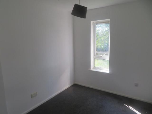 Apartment for rent in Burnedge, Greater Manchester