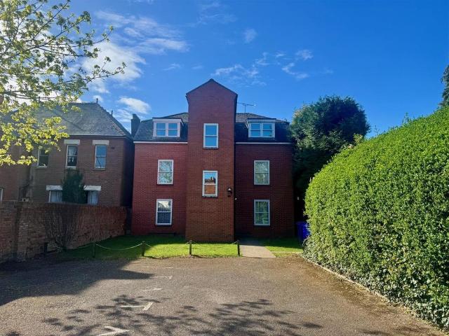 Flat for rent in Cargate, Aldershot