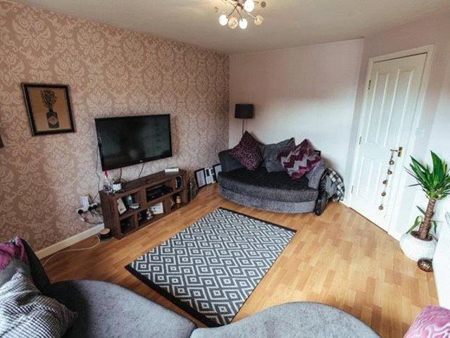Apartment for rent in Ashgrove, Ballindoch
