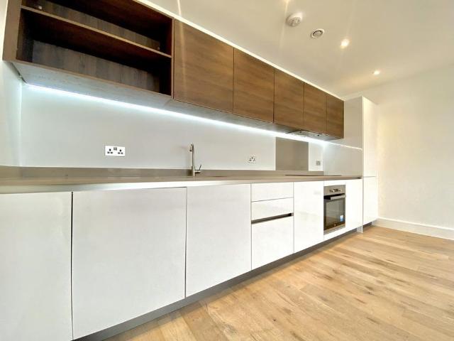 Apartment for rent in Midway, Kent