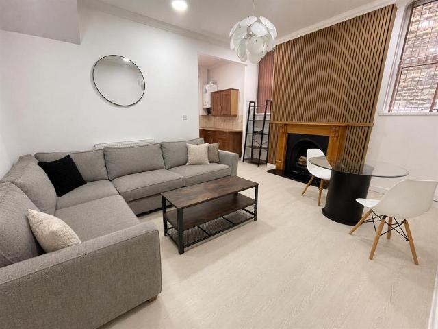 Apartment for rent in Plasnewydd, Cardiff