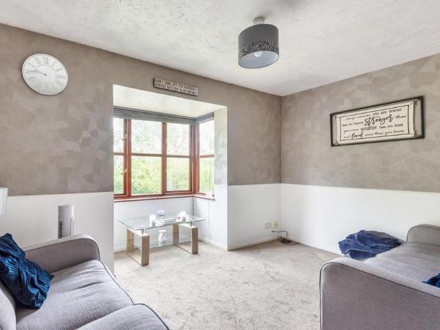 Apartment for rent in Worcester Park Estate, Dartford