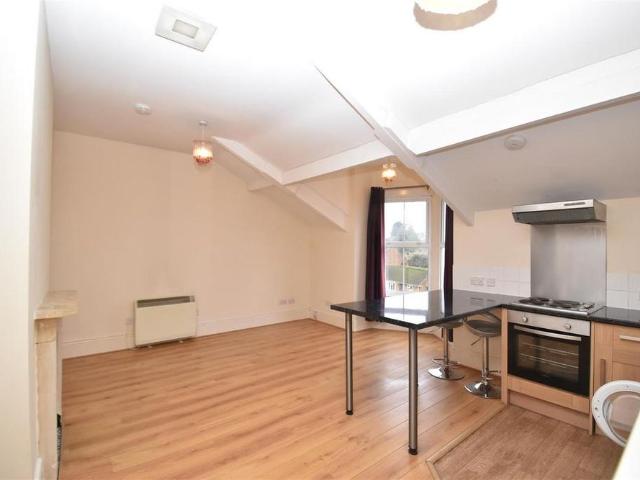 Apartment for rent in Sydenham, Green Close