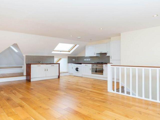 Flat for rent in Clapton, Upper Clapton