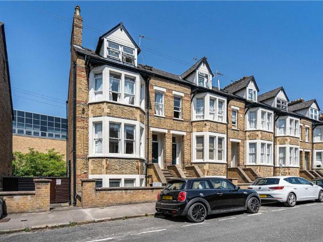 Flat for rent in The Slade, Oxfordshire