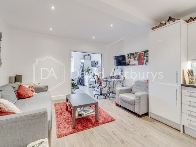Flat for rent in Holloway, Isle Of Man