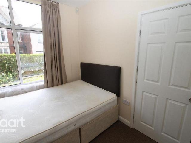 Apartment for rent in Newfoundpool, Old Wharf