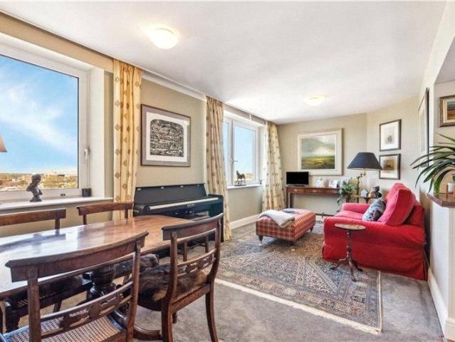 Apartment for rent in Chelsea, Greater London