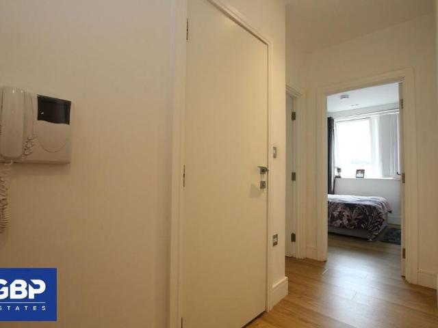 Apartment for rent in Navestock Side, Essex