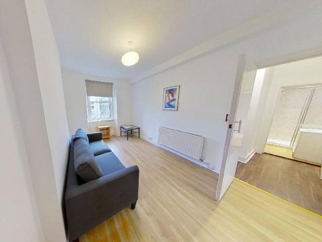 Apartment for rent in Haymarket, Scotland