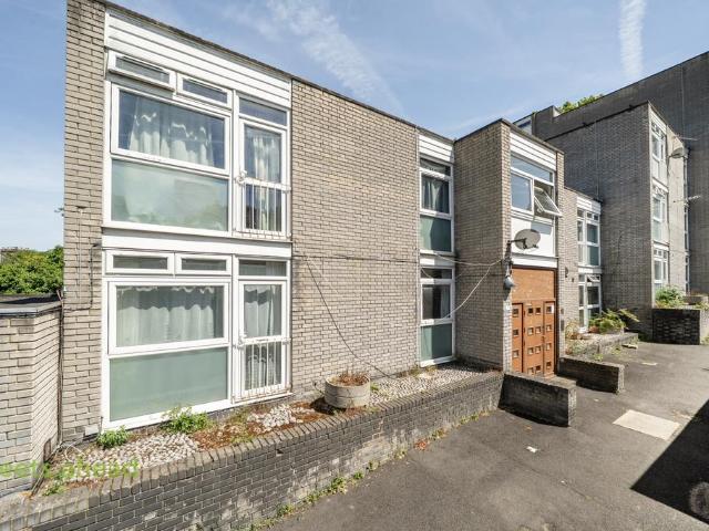 Flat for rent in West Norwood, Greater London