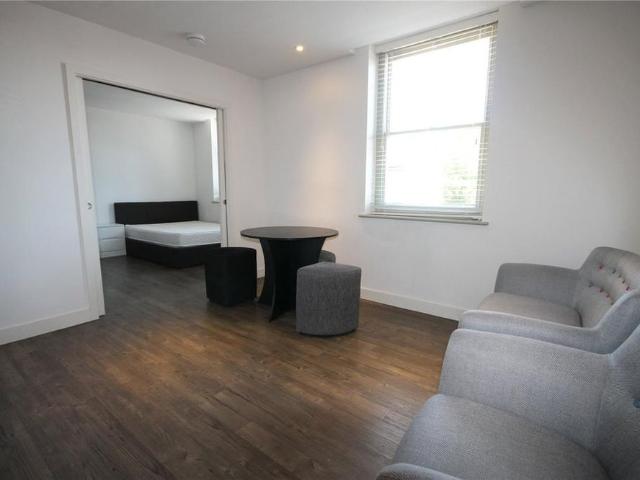 Apartment for rent in Chesterton, Arbury