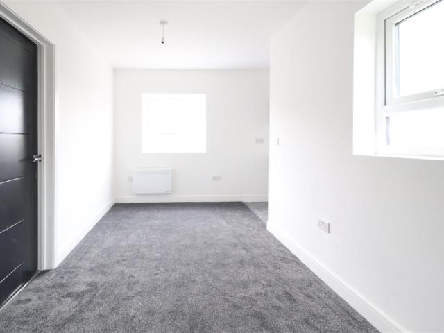 Apartment for rent in Ball Hill, West Midlands