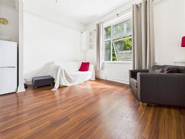 Apartment for rent in London Borough of Hounslow, Greater London