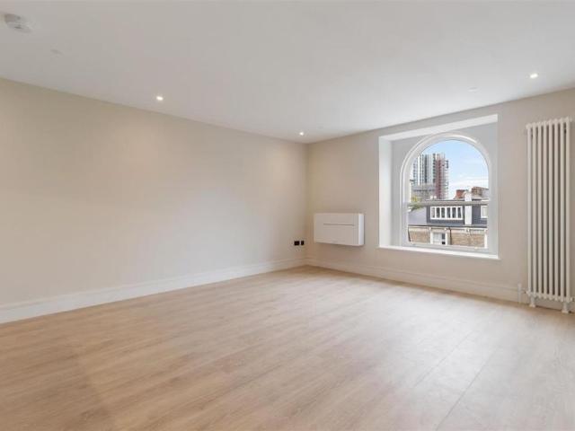 Apartment for rent in Swiss Cottage, Greater London