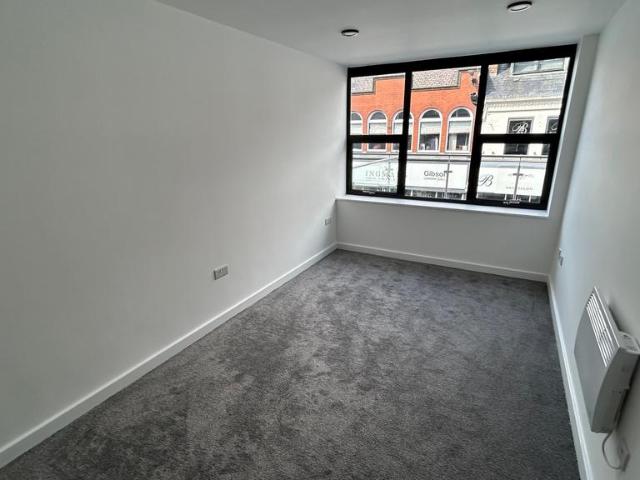 Flat for rent in Loundsley Green, East Midlands