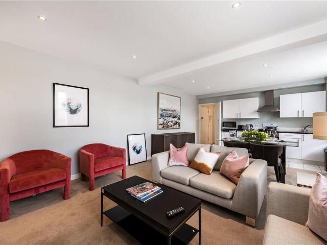 Flat for rent in Mayfair, Isle Of Man