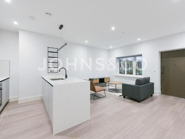 Apartment for rent in Slough