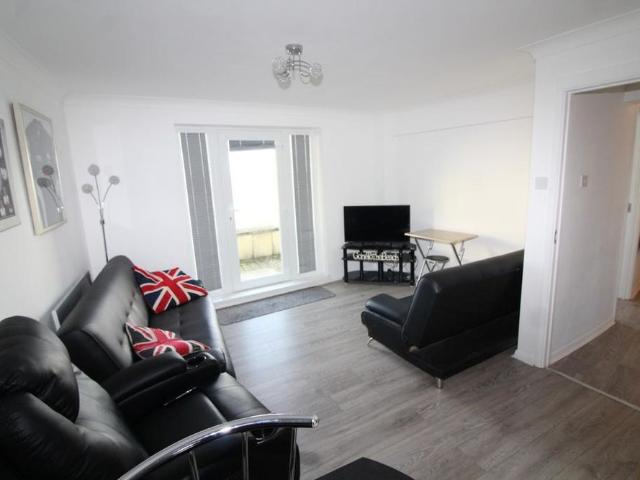 Apartment for rent in Nangreaves, Wales