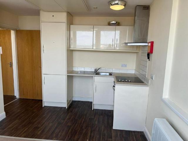 Apartment for rent in Highfields, Old Wharf