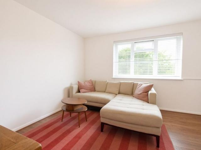 Apartment for rent in Ashford, Spelthorne