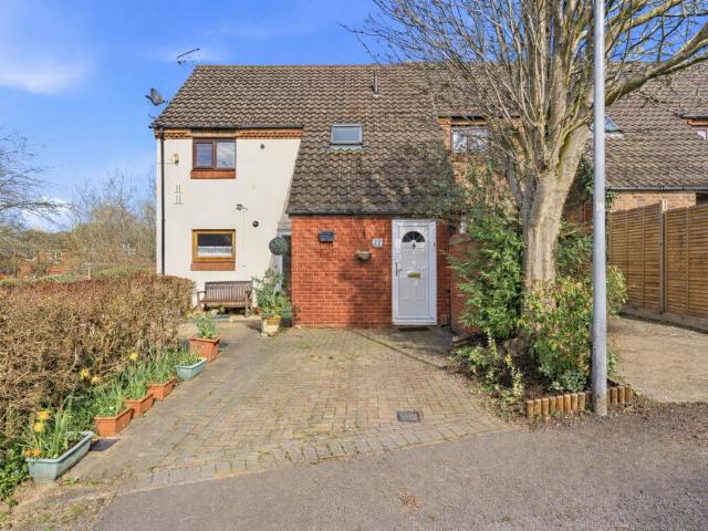 Flat for rent in Five Acres, Isle Of Man