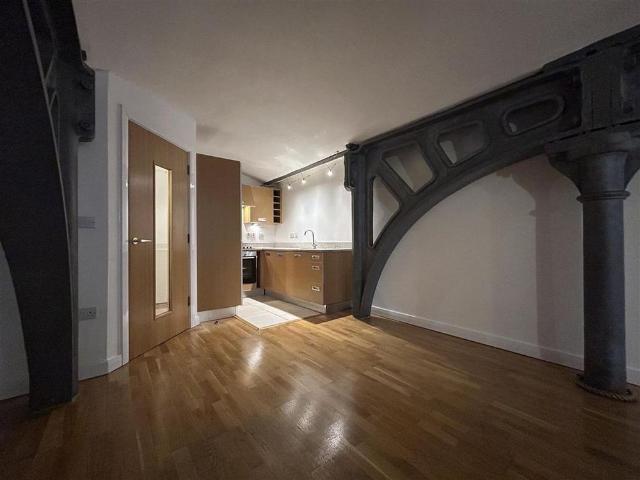 Apartment for rent in St. Johns, Manchester