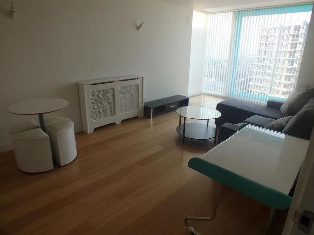 Apartment for rent in London Borough of Hillingdon, Greater London