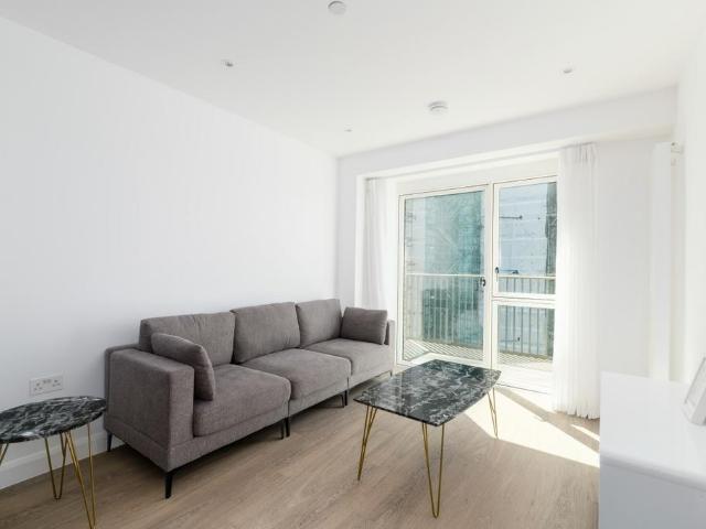 Flat for rent in Canning Town, Greater London