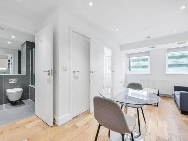 Apartment for rent in London Borough of Croydon, Greater London