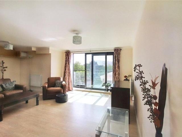 Apartment for rent in Heigham Grove, East Bank