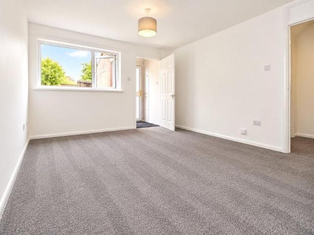 Apartment for rent in Torpoint