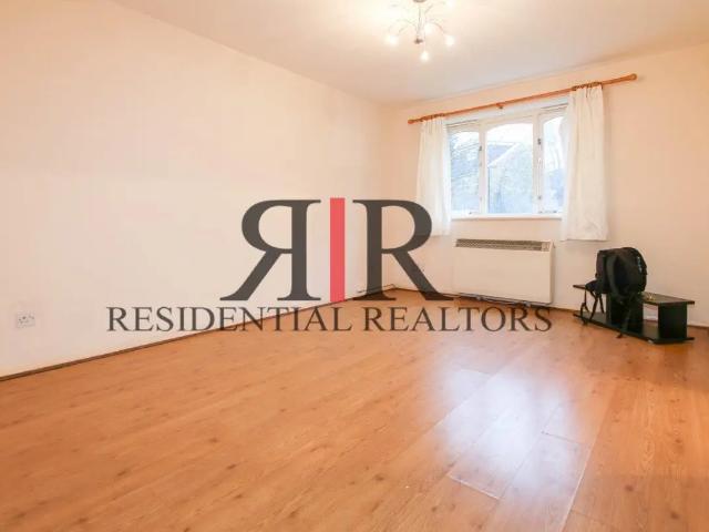 Apartment for rent in Longfield Estate, Greater London