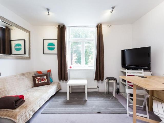 Apartment for rent in Angel, Greater London