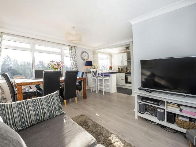 Apartment for rent in Surbiton, Greater London