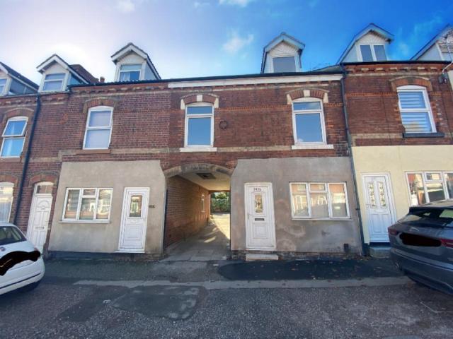 Flat for rent in Caldermill, East Midlands