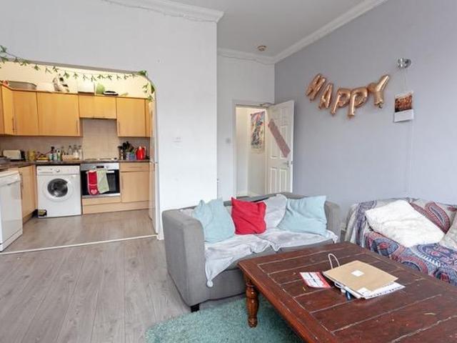 Room for rent in Parrs Wood, Georgia