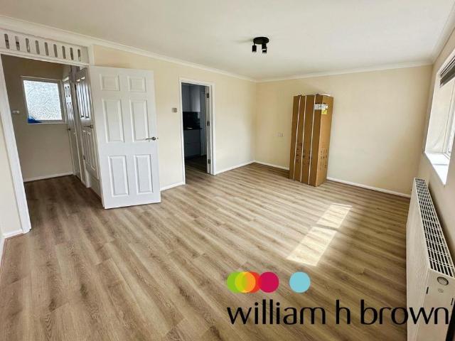 Apartment for rent in Bocking, Chipping Hill