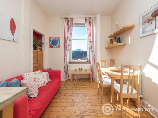 House for rent in Hillside, Leith