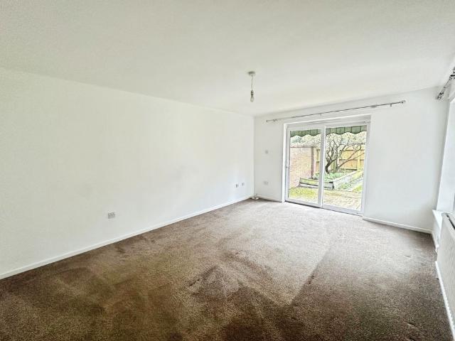Apartment for rent in Polegate, Cross In Hand