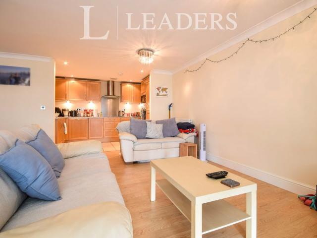 Apartment for rent in Heigham Grove, East Bank