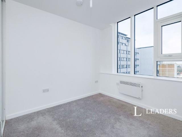 Apartment for rent in Lansdowne, Springbourne