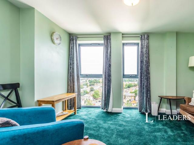 Apartment for rent in London Borough of Croydon, Thornton Heath