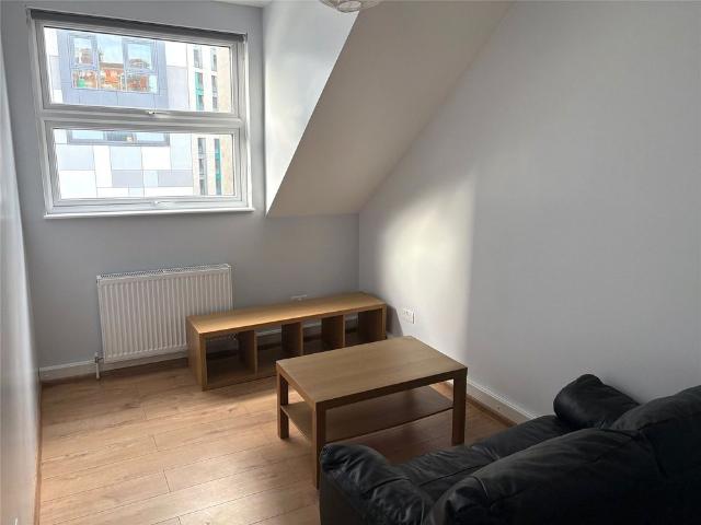 Apartment for rent in The Polygon, City Of Southampton